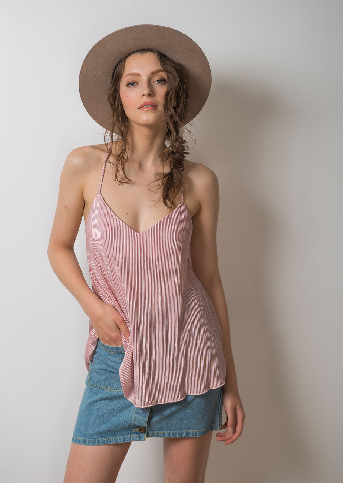 DG71HS001 PLEATED CAMISOLE